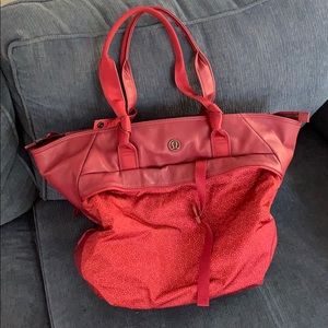 Lululemon bag- great for weekend trips!